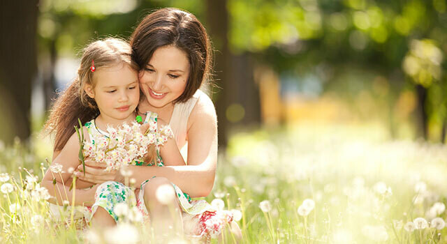 Parent and child in the park 350×640 2.jpg